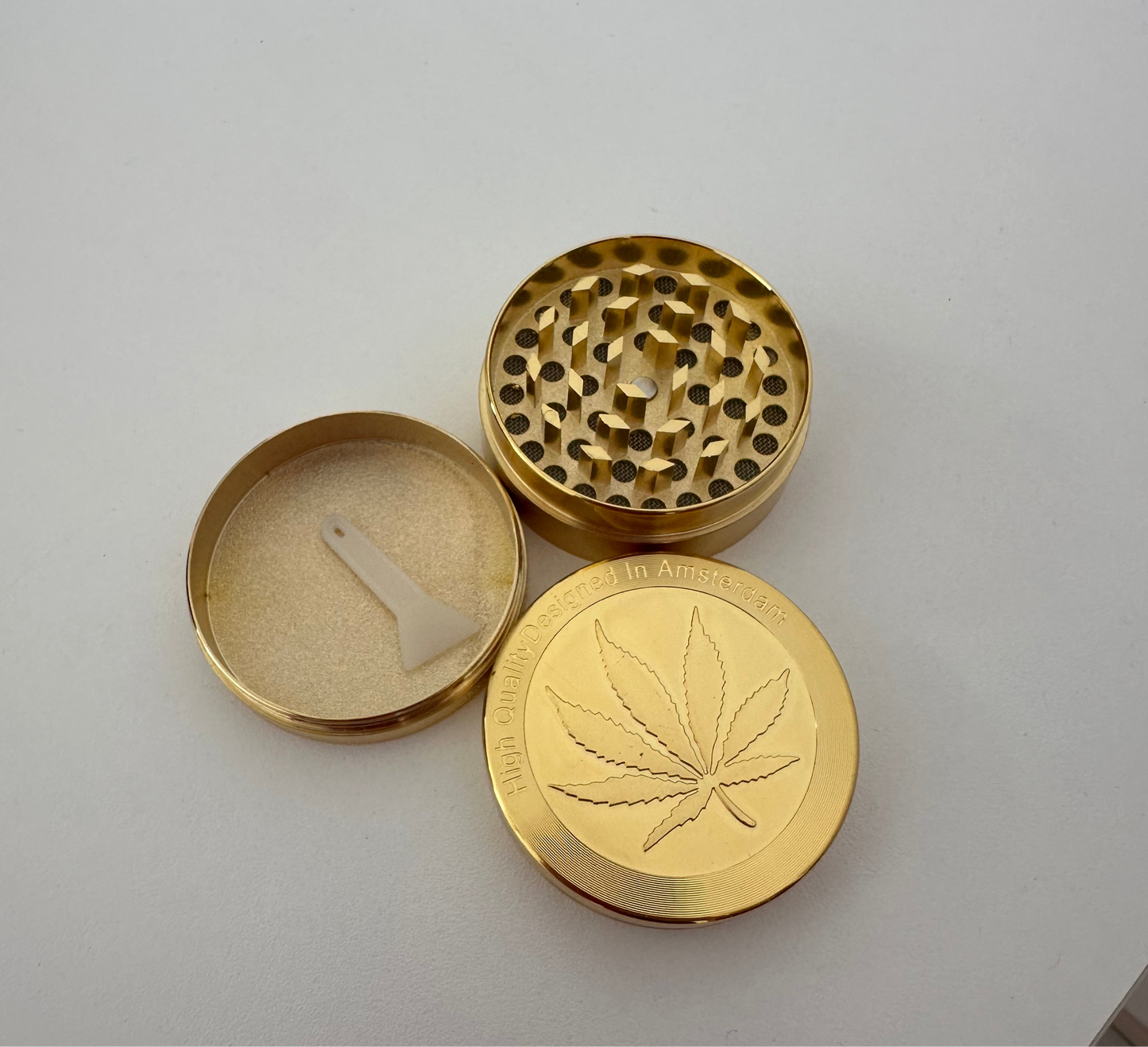Grinder Premium diseñado en Amsterdam